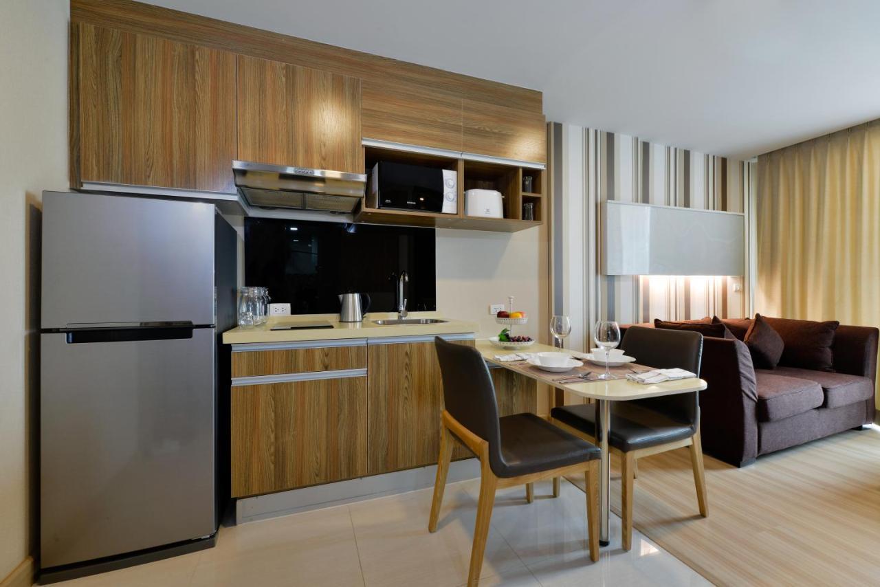 Ramada By Wyndham Bangkok Ten Ekamai Residences Dış mekan fotoğraf