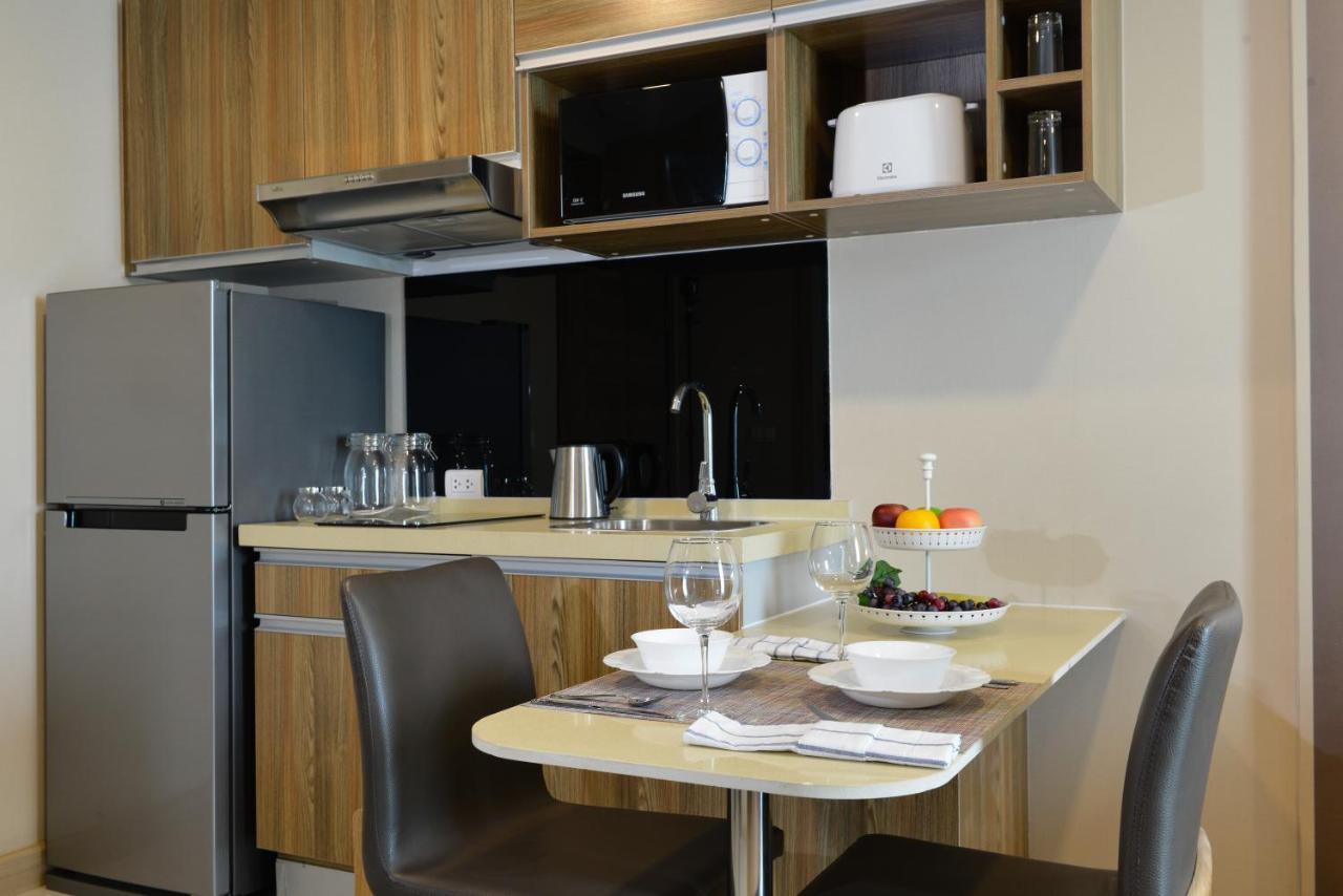 Ramada By Wyndham Bangkok Ten Ekamai Residences Dış mekan fotoğraf