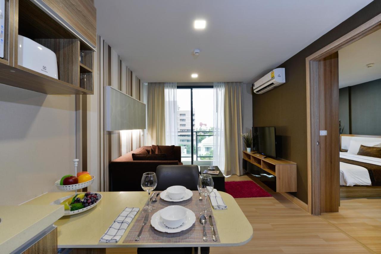 Ramada By Wyndham Bangkok Ten Ekamai Residences Dış mekan fotoğraf