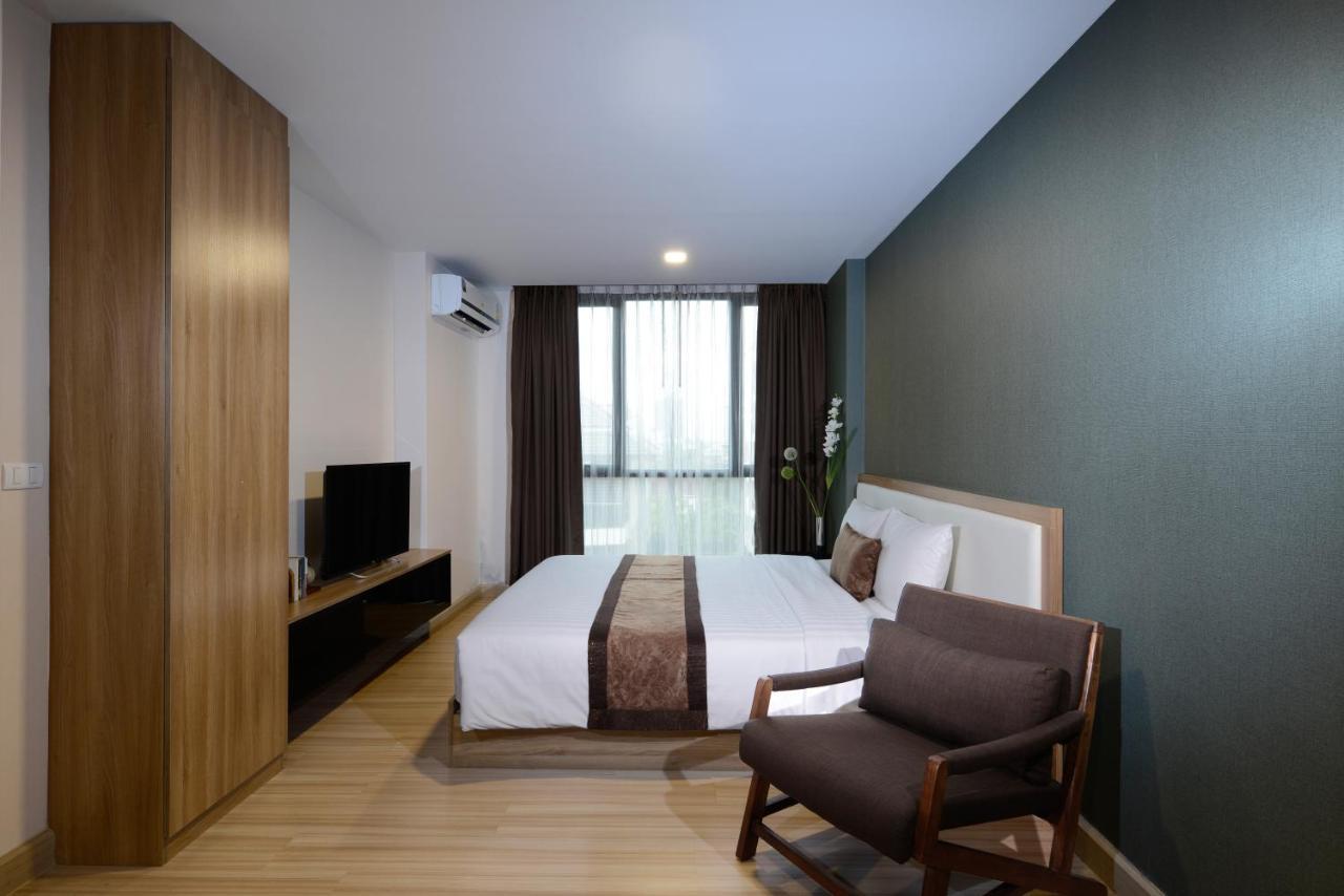 Ramada By Wyndham Bangkok Ten Ekamai Residences Dış mekan fotoğraf