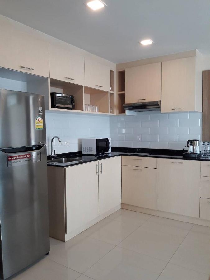 Ramada By Wyndham Bangkok Ten Ekamai Residences Dış mekan fotoğraf